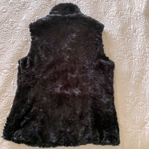 Faux fur vest NEW - Picture 4 of 13